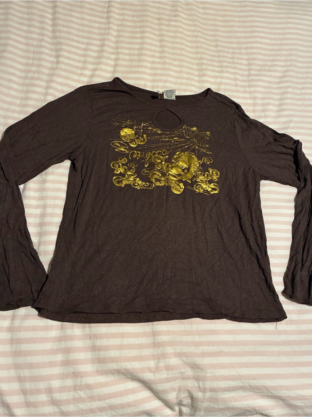 Women’s Long Sleeve Brown Graphic Shirt with Gold Print